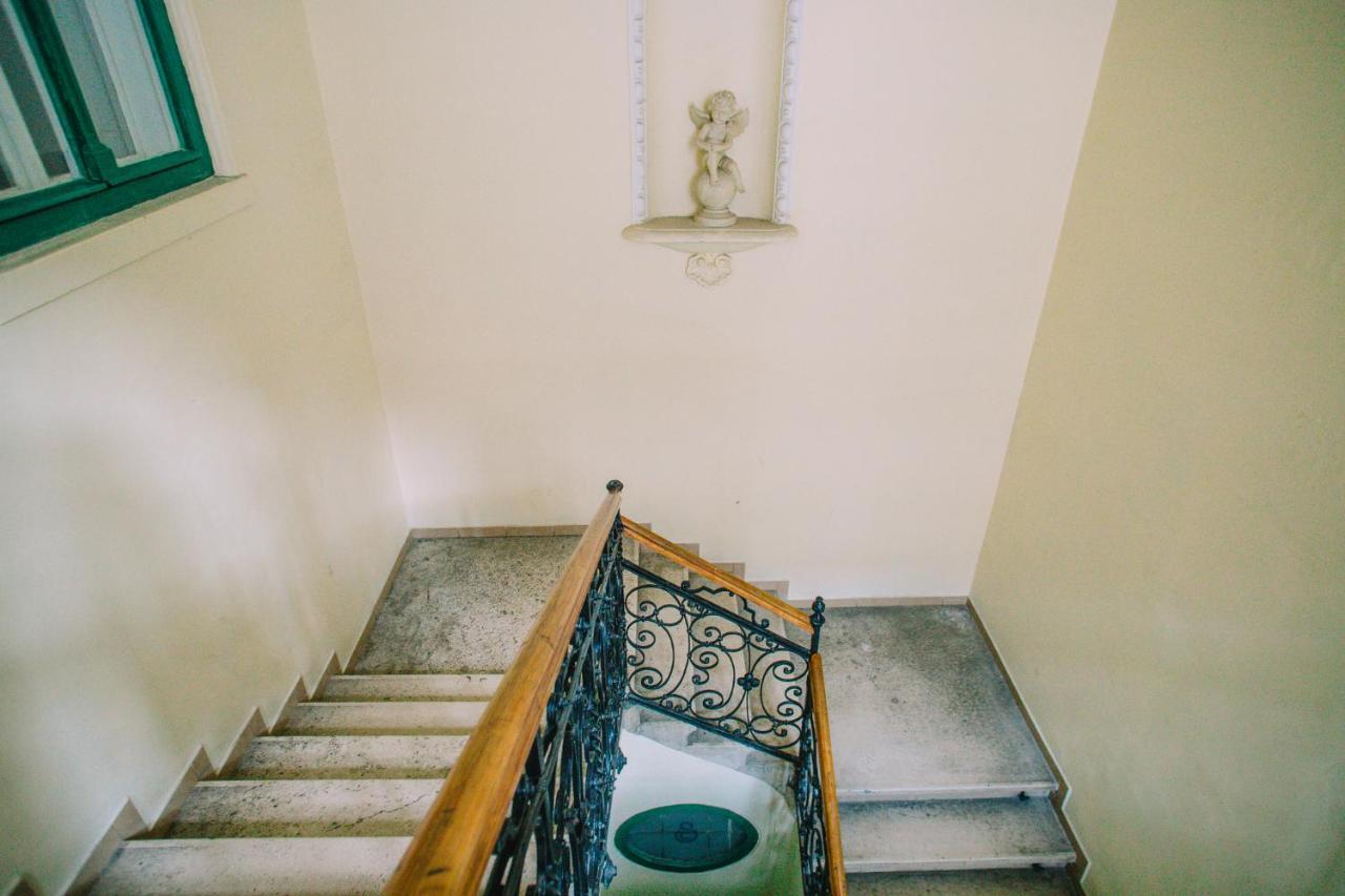 Entrez Apartment 3 - Historical Centre コシツェ エクステリア 写真